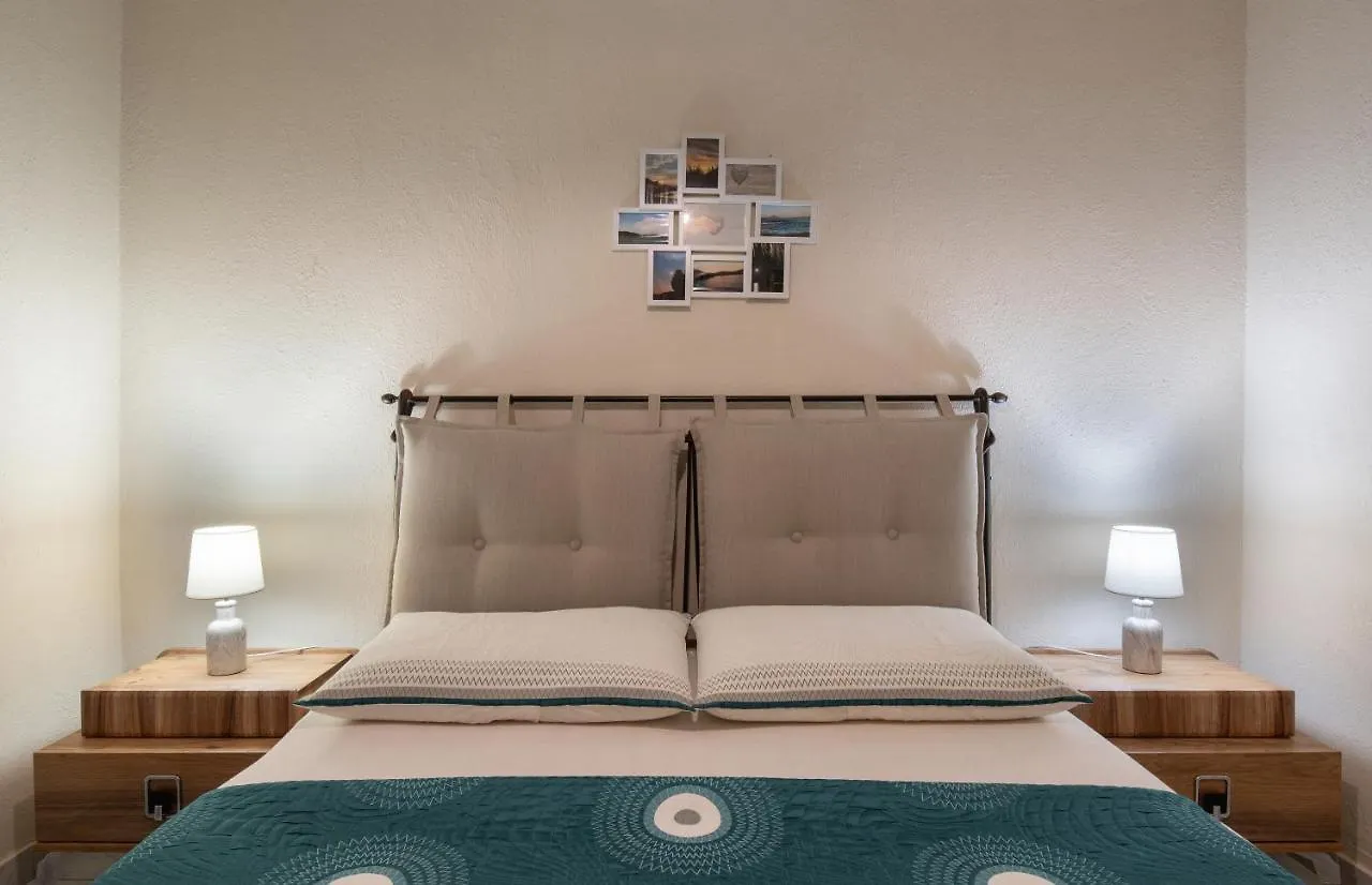 Rosa'S Garden House Apartment Paralia Sikias
