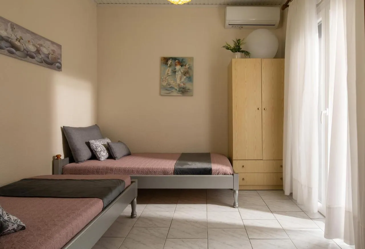 Rosa'S Garden House Apartment Paralia Sikias