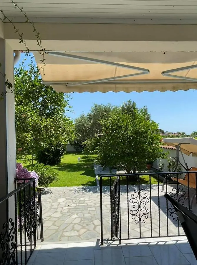 Rosa'S Garden House Apartment Paralia Sikias